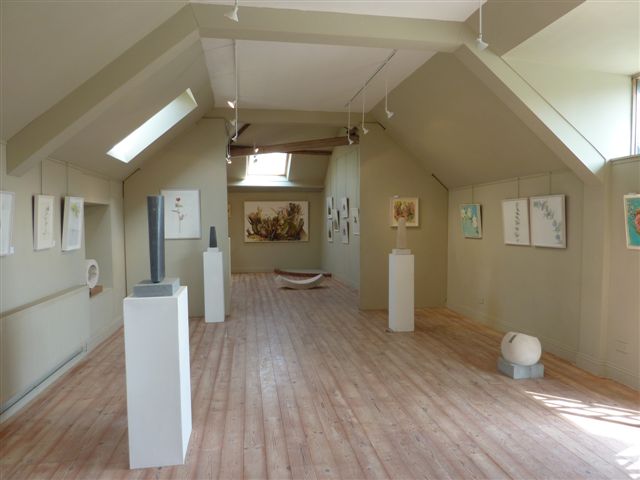 The Summerleaze Gallery
       East Knoyle
       Salisbury
       Wiltshire
       SP3 6BY